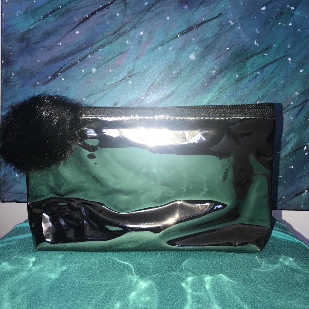🖤Sexy Metallic & Black Large Cosmetic Bag🖤